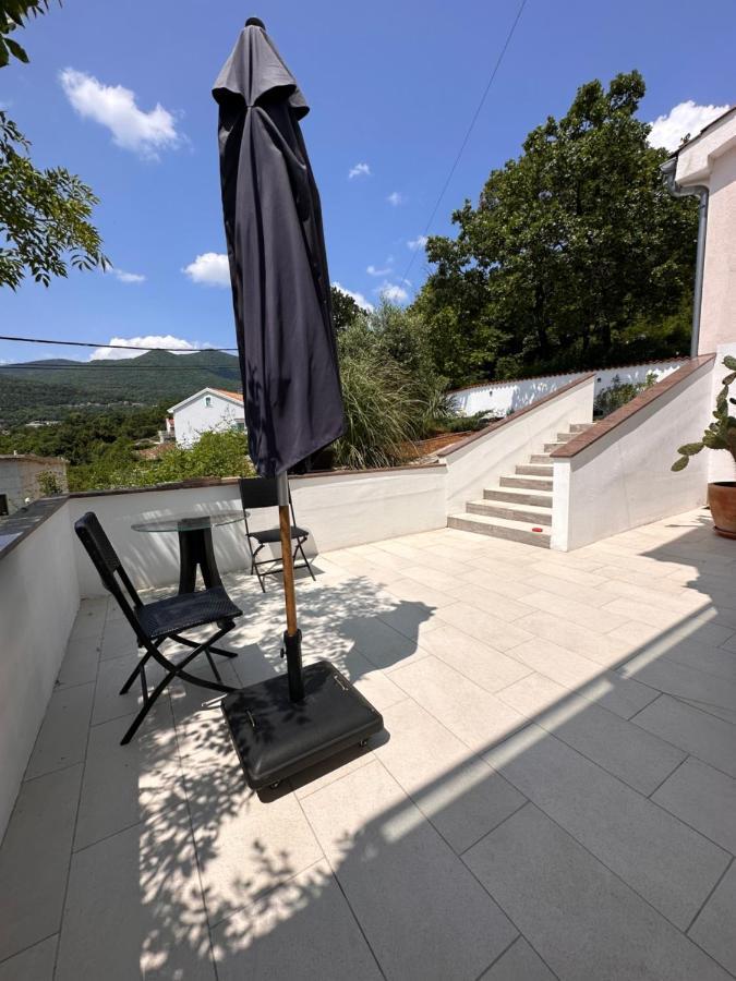 Dreamtime - One Badroom And 1 Livingroom Apartment Veprinac Bagian luar foto